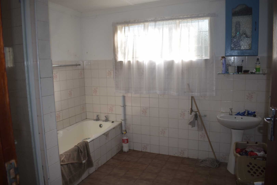 4 Bedroom Property for Sale in Cambridge Eastern Cape